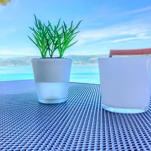 luxury-seafront-villa-ad.hotels-in-trogir.com/